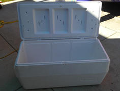 Cooler/ Ice chest Cooler/ Ice chest